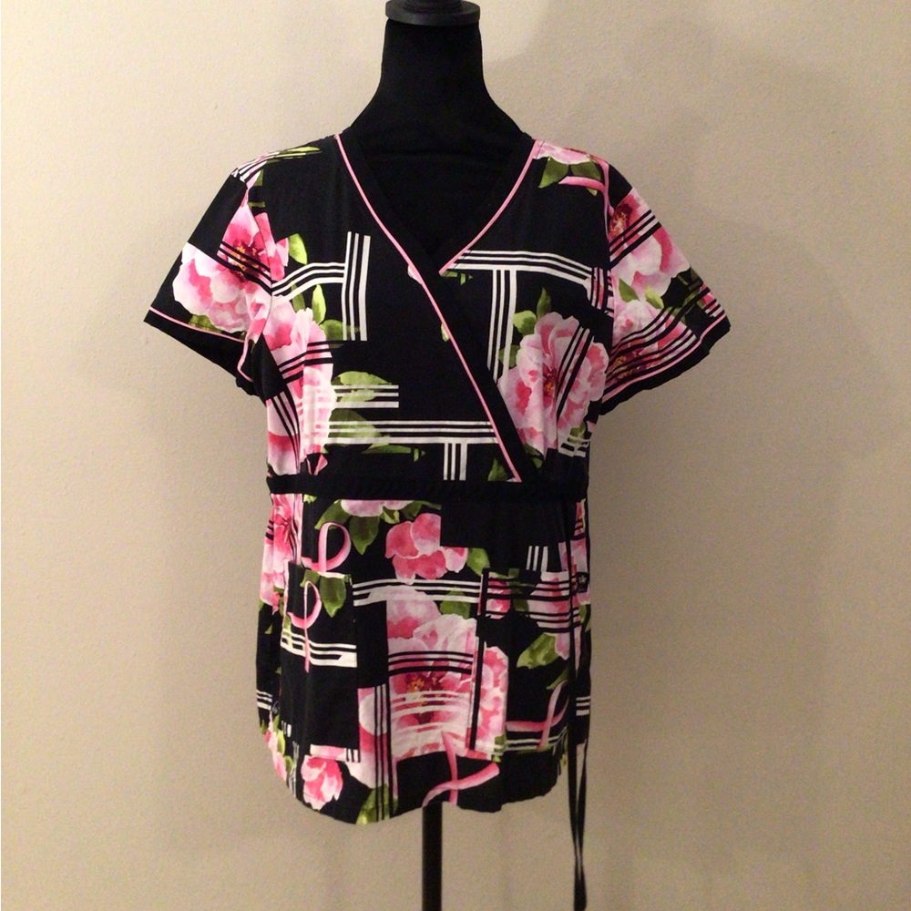 KOI UNIFORM TOP Floral with Pink Accents